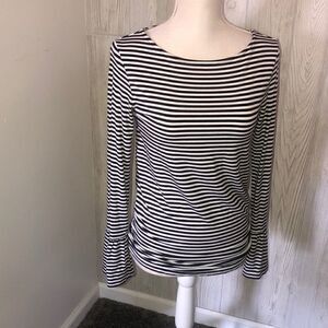 Holagen stiles long sleeve top